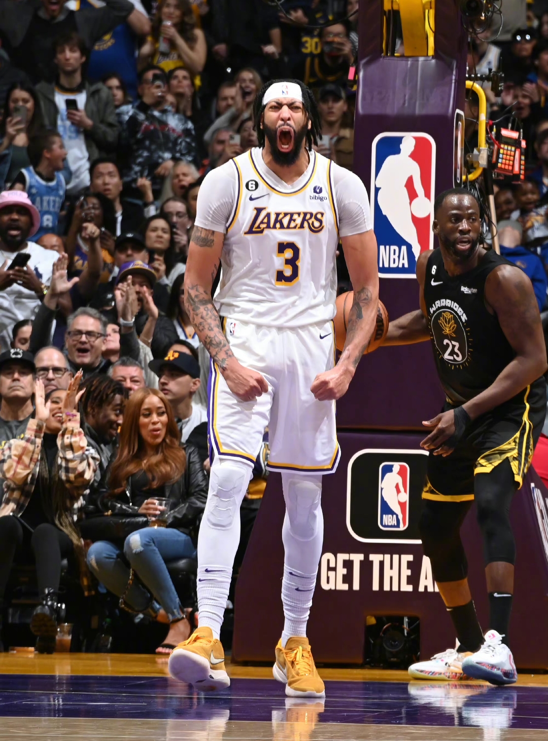 爱游戏体育官方网站关于江畔战狼队对阵漠南朱雀队，拳击半决赛失利，内线统治篮板——技战术储备厚实的信息