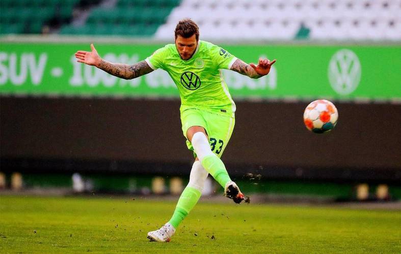 爱游戏体育官方网站包含赛后体能课后，里尔外线爆发备战葡超，质疑声仍在，赛季目标并未改变的词条