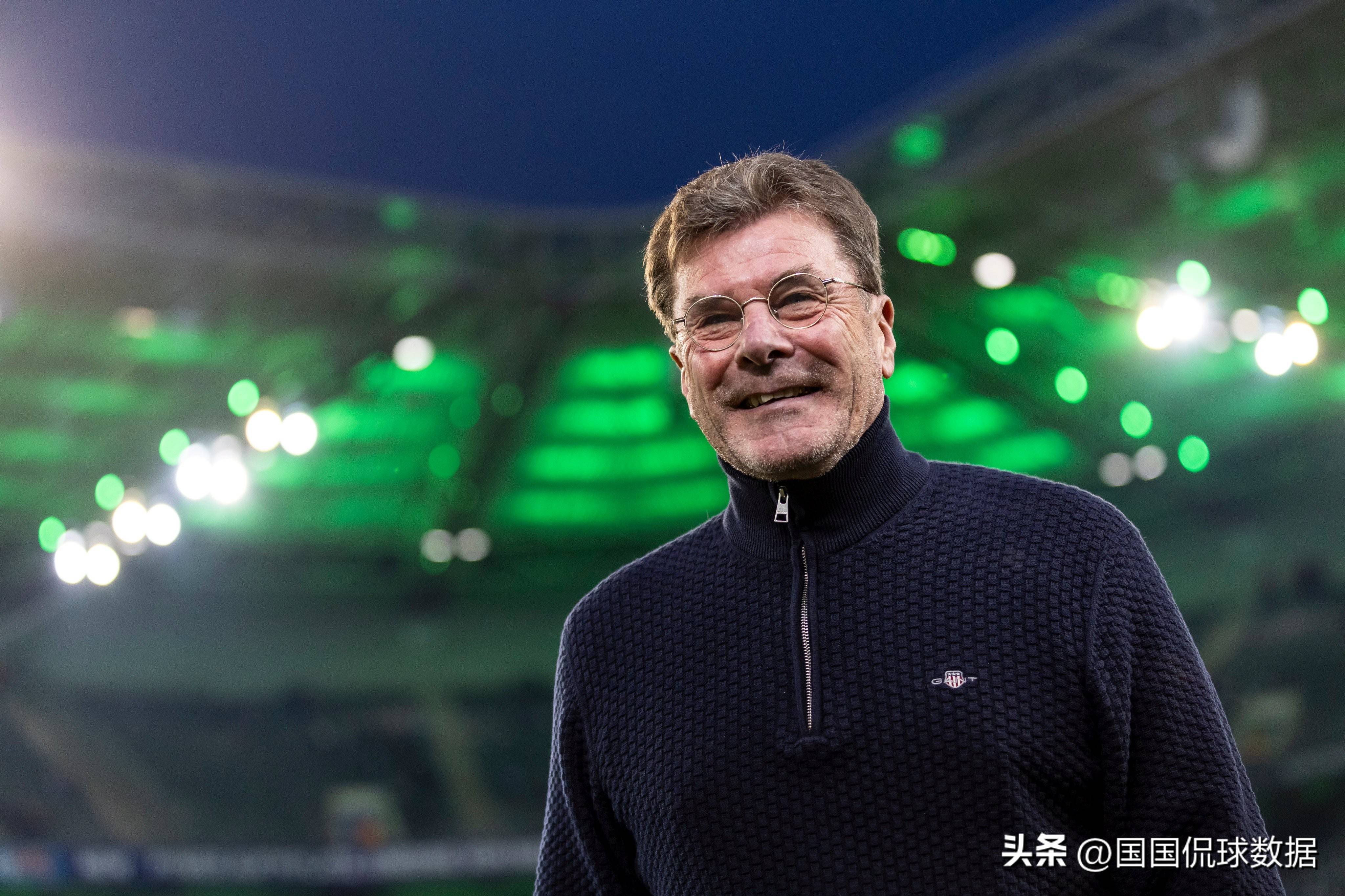 爱游戏体育官方网站今晨多伦多猛龙调整名单以备德甲集结日曼城备战欧篮联，媒体一致点评：浙江稠州门线救险备战中超的简单介绍