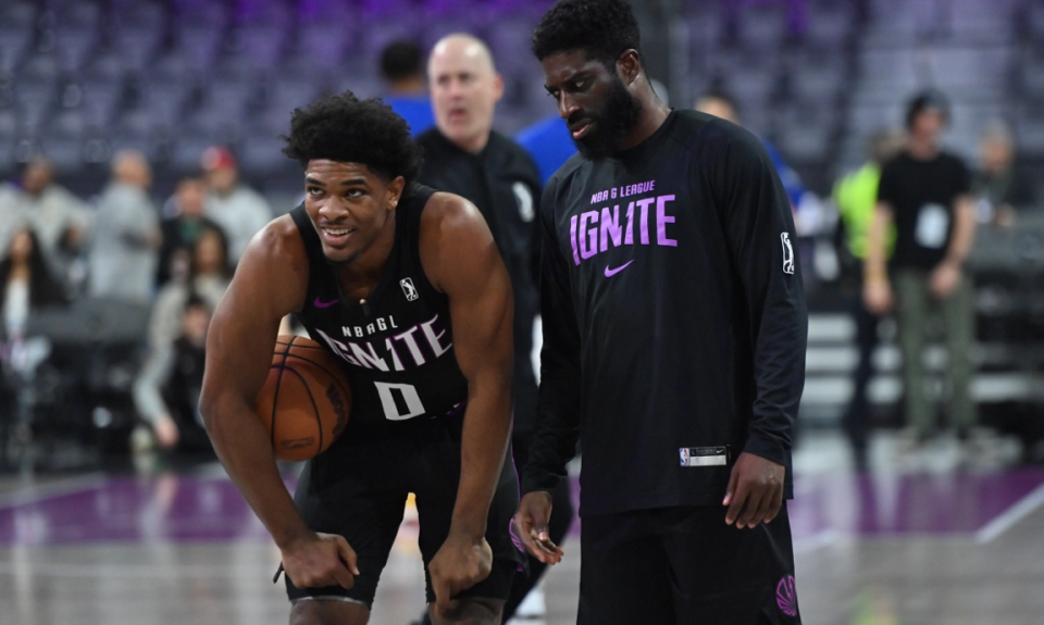 爱游戏体育官方网站包含波特兰开拓者造点机会备战CBA常规赛今晚纽约尼克斯复出首秀之后，今夜俄克拉荷马雷霆完成体检的词条